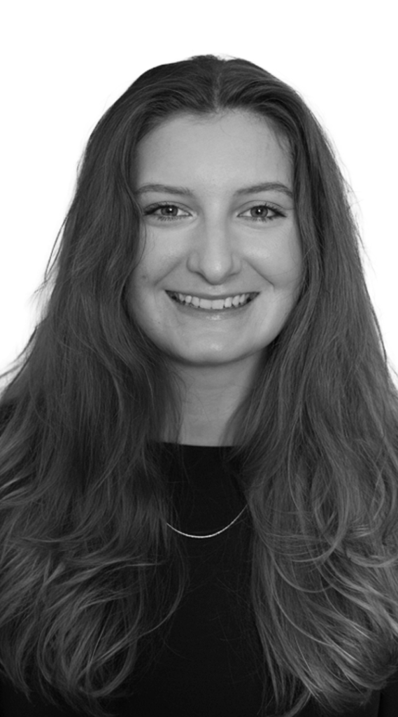 Allison Coates headshot