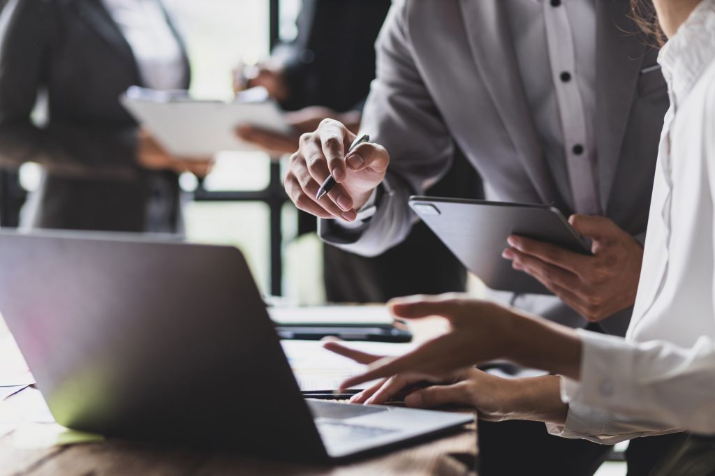 meeting colleagues business partners brainstorm discuss strategy analysis investment scenarios planning new business projects web